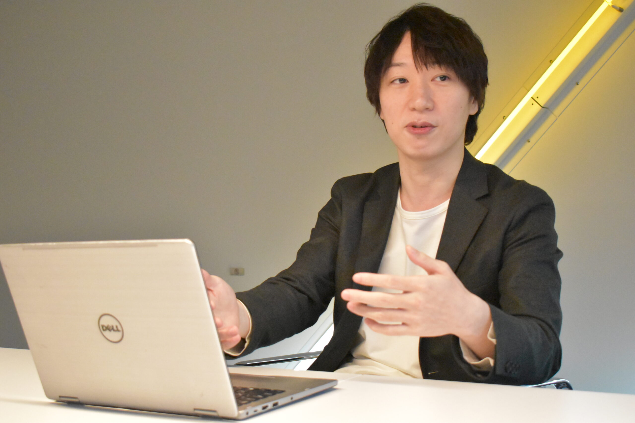 【事業計画は「任せて任さず」】事業部門責任者も巻き込みコミット可能なKPIにまで落とし込む